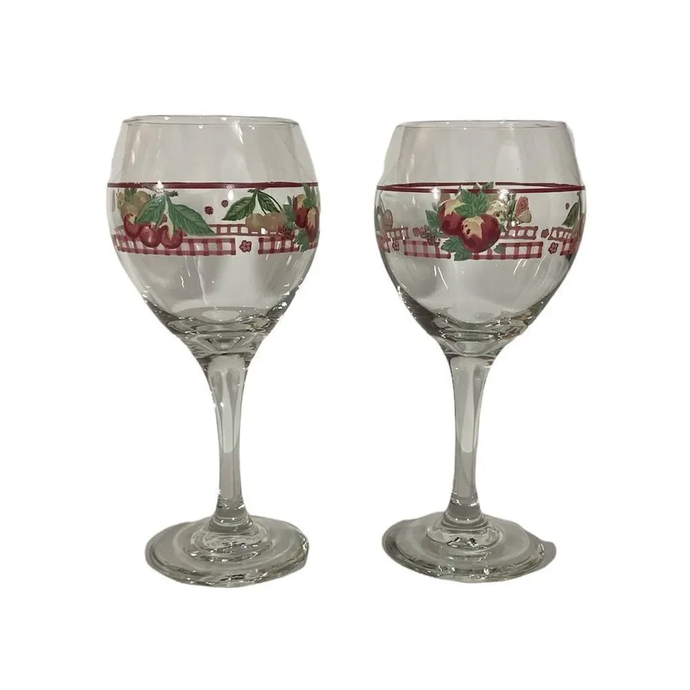 Vintage Pfaltzgraff 14 oz Wine Glasses Retired Delicious Pattern Fruit Set of 2